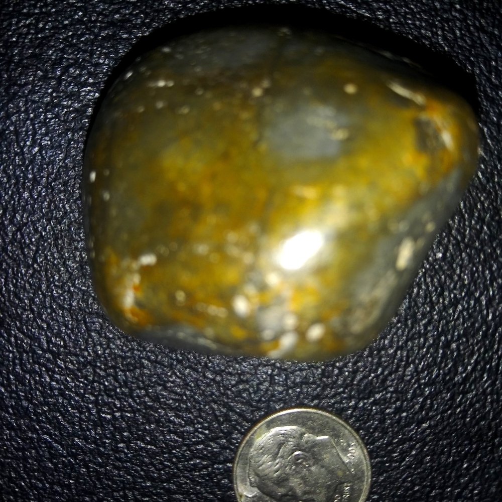 Raw Large sapphire specimens